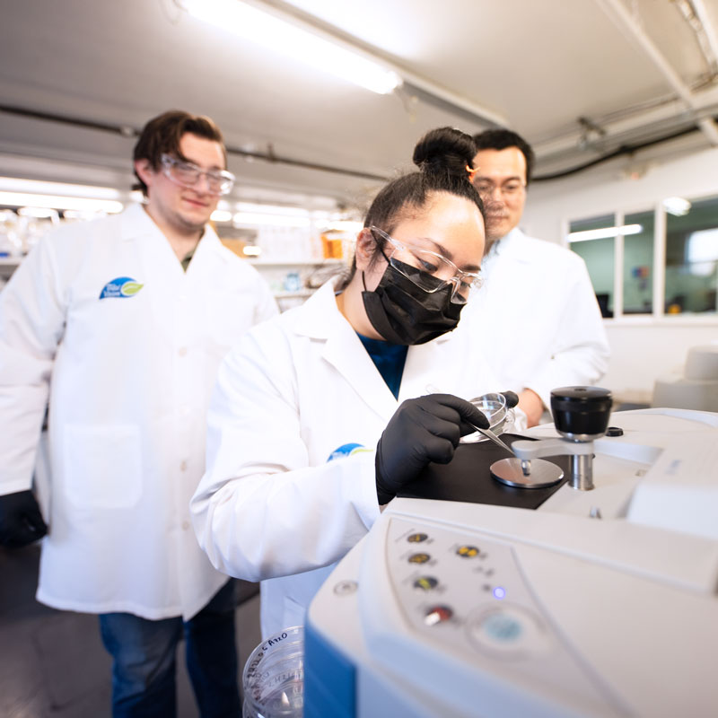 Precision-Chitosan-Sample-Tidal-Vision-2023-in-the-lab